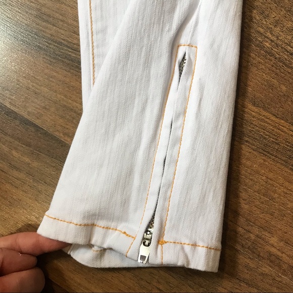 Abbey Dawn by Avril Lavigne white skinny jeans with embroidered star pockets - Picture 7 of 15